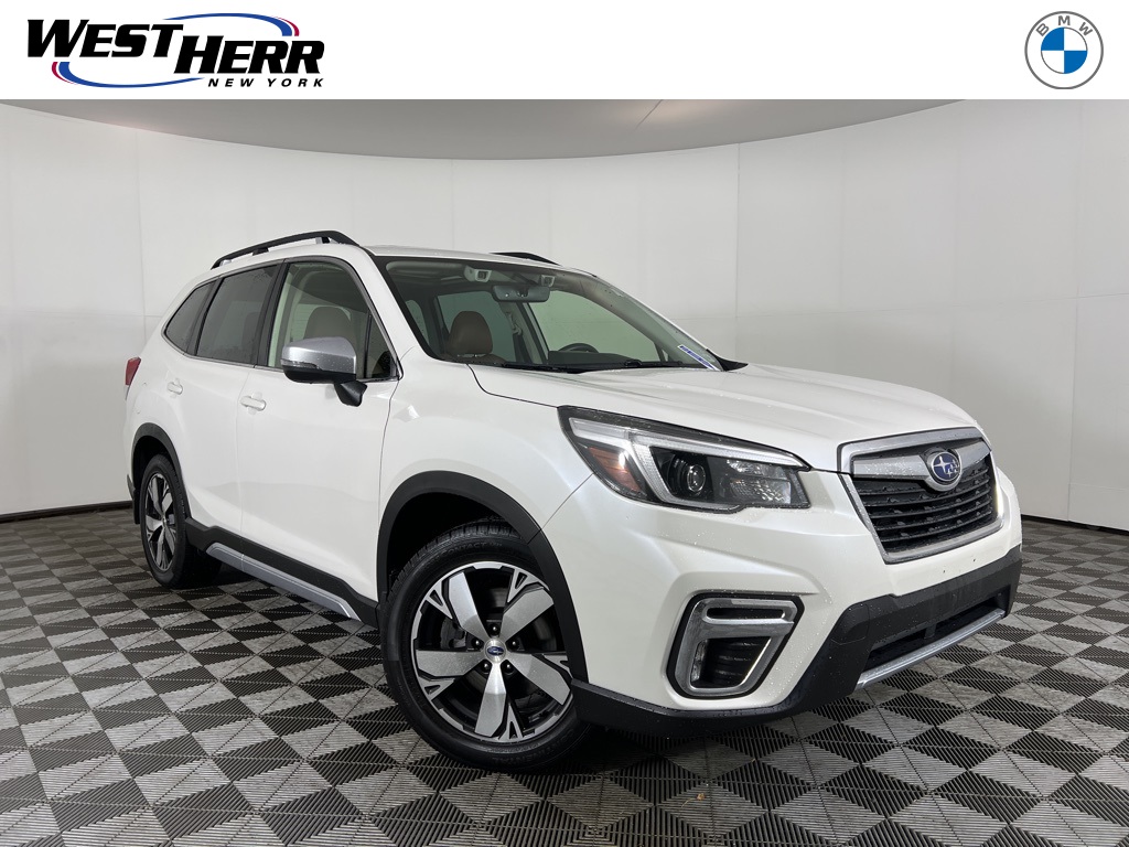 2021 Subaru Forester Touring's photo