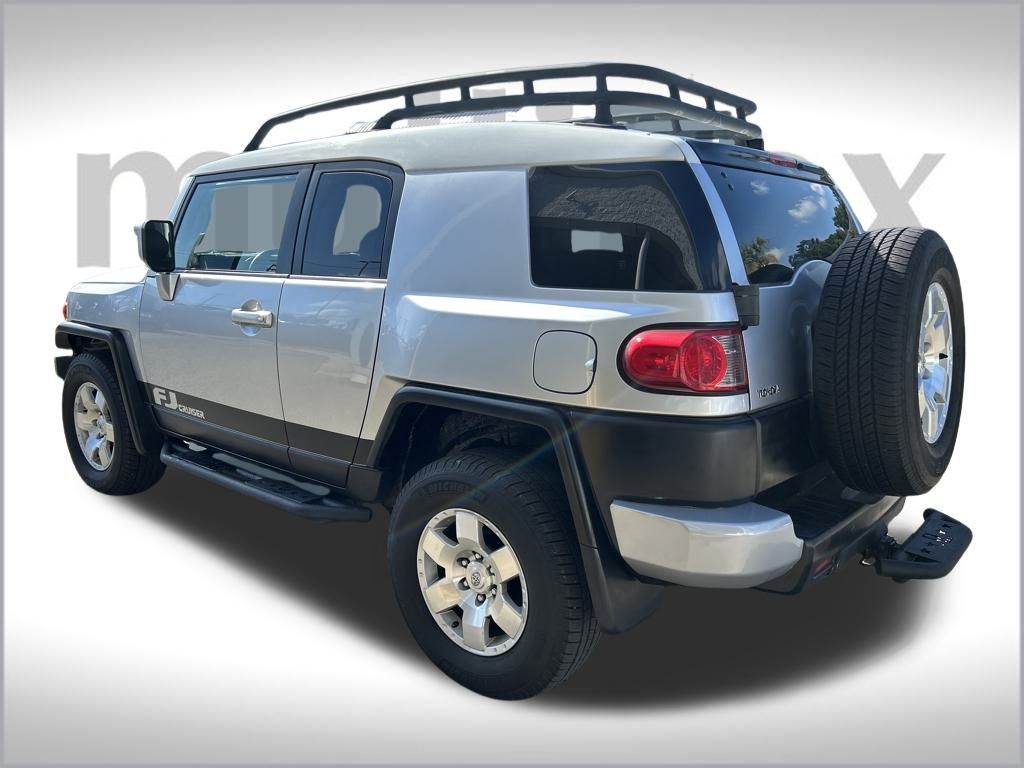 2007 Toyota FJ Cruiser Base photo 3
