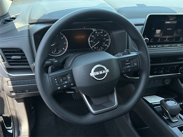 2026 Nissan Rogue S photo 17