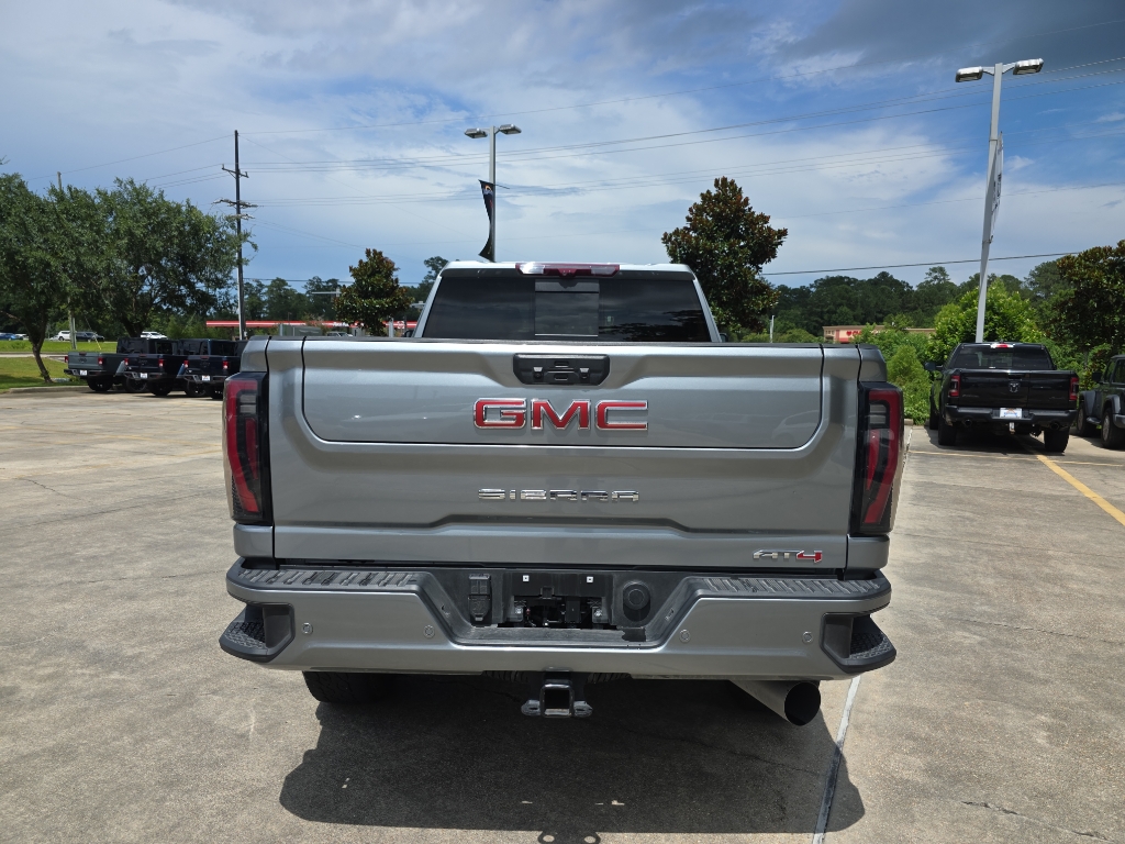 2024 Gmc Sierra 2500 AT4 photo 3