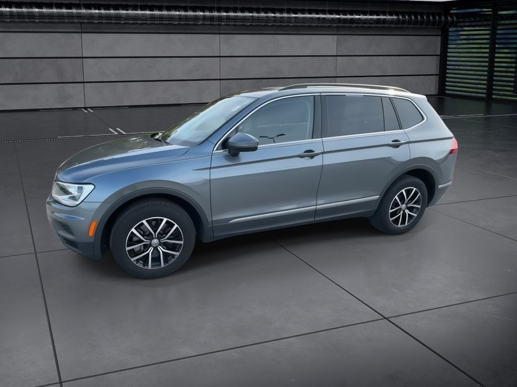 2021 Volkswagen Tiguan SE photo 3