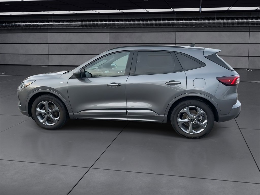 2024 Ford Escape ST-Line photo 5