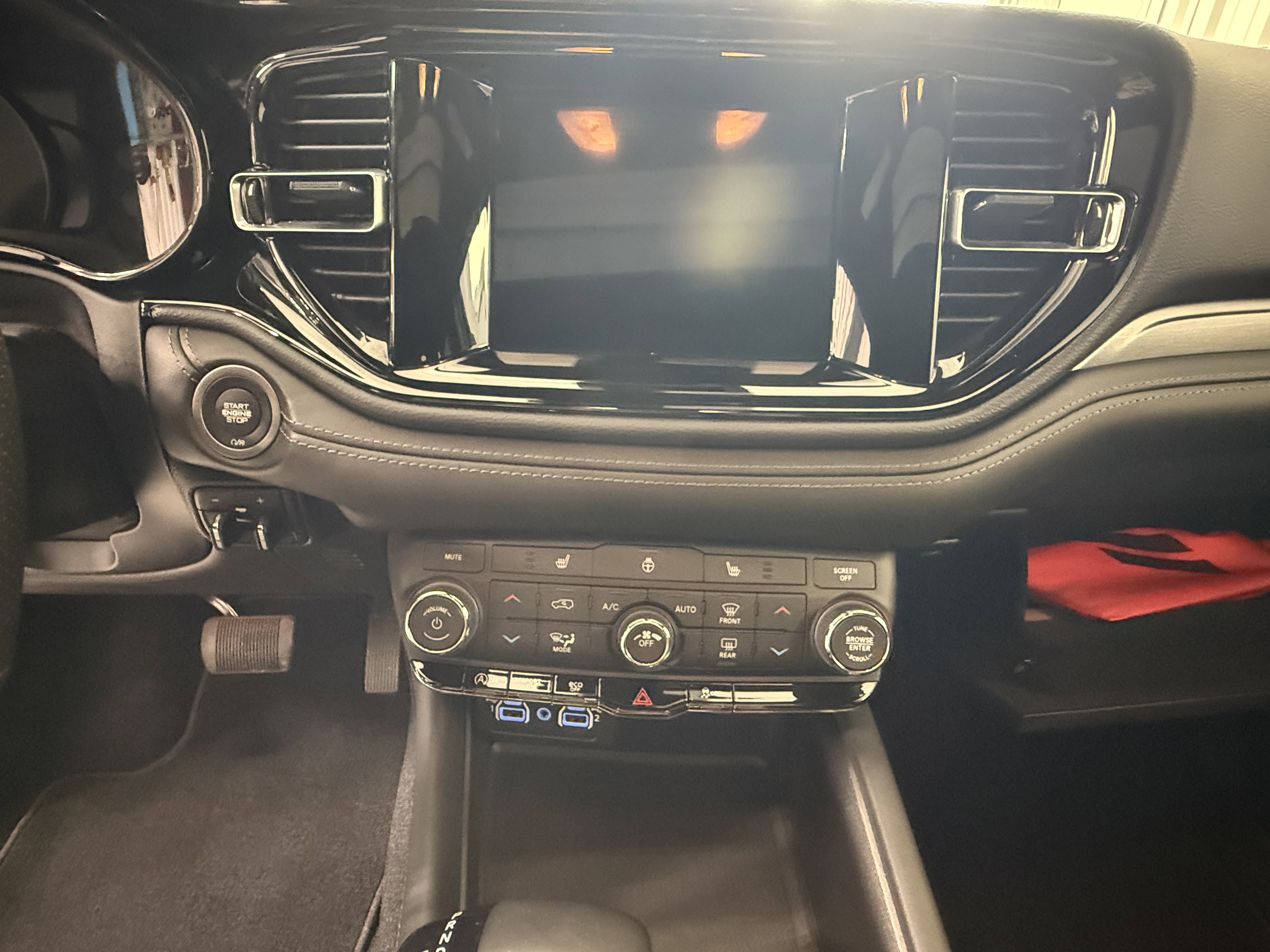 2024 Dodge Durango SXT photo 15