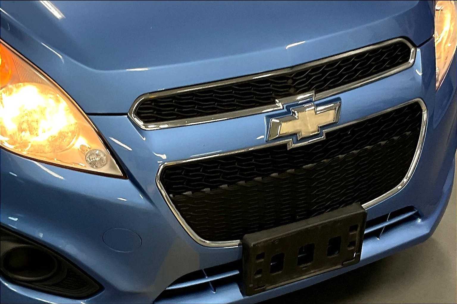 2014 Chevrolet Spark LS photo 26
