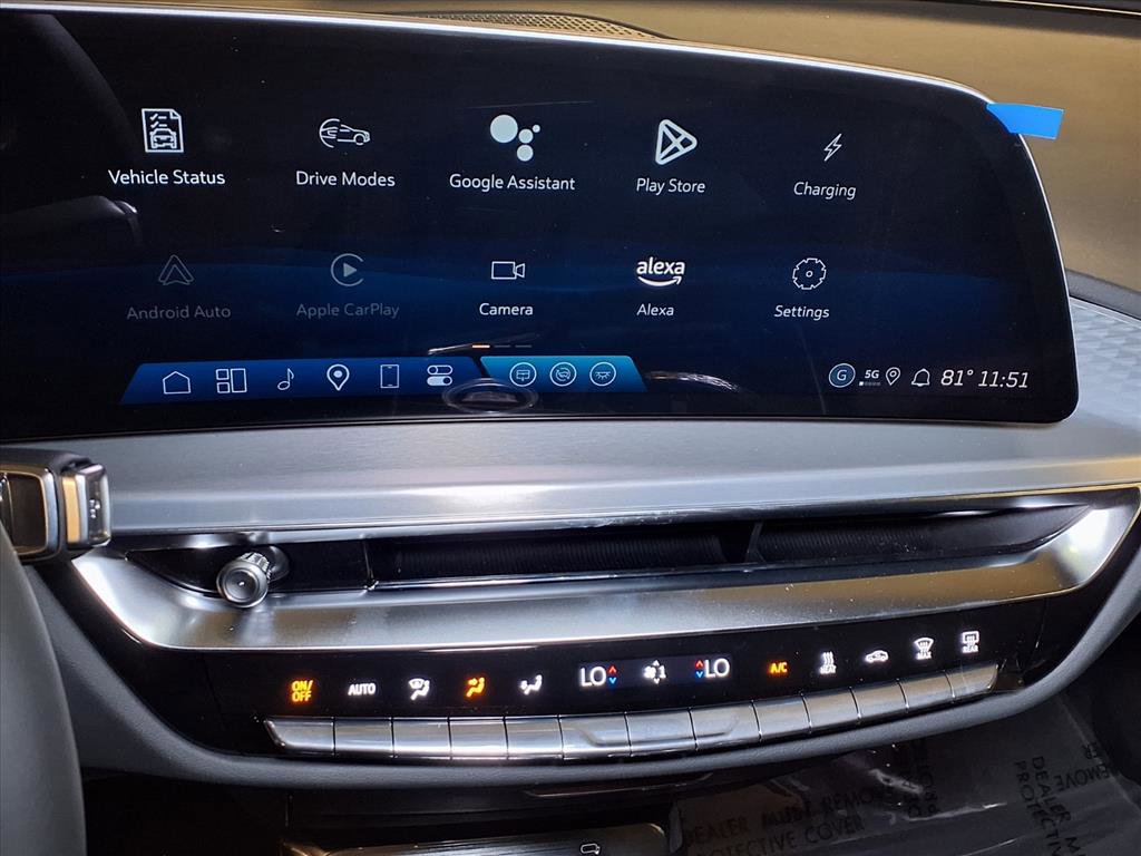 2025 Cadillac Lyriq Sport photo 17