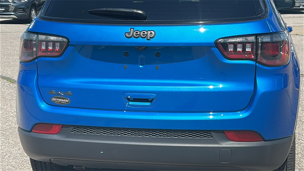 2025 Jeep Compass Latitude photo 5