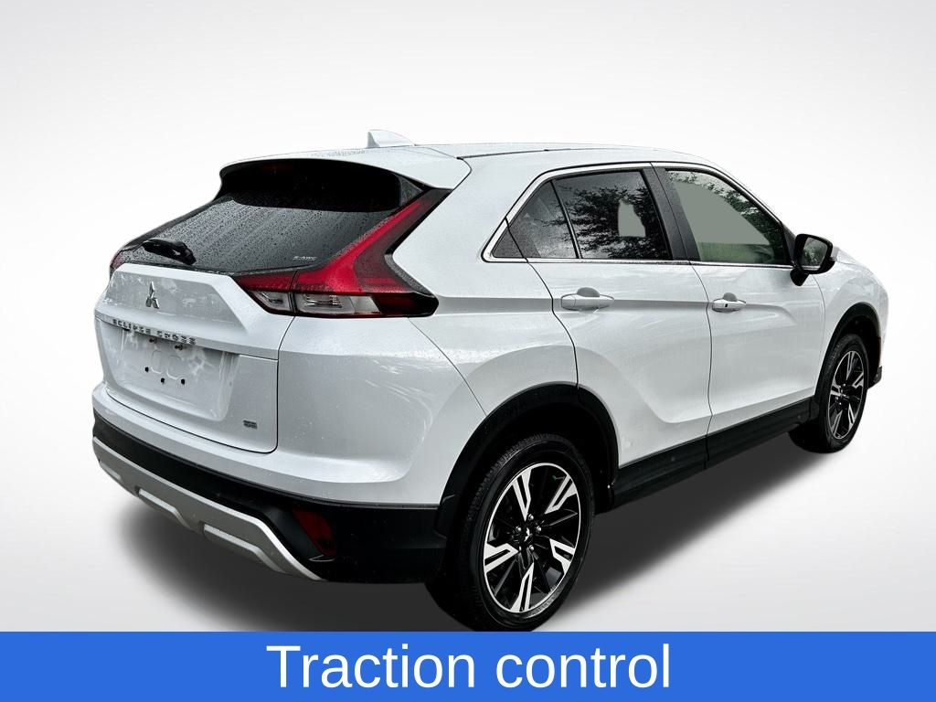 2024 Mitsubishi Eclipse Cross SE photo 6