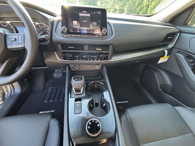 2026 Nissan Rogue SV photo 17