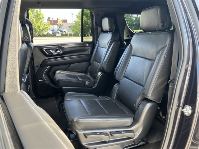 2023 Chevrolet Suburban Z71 photo 16