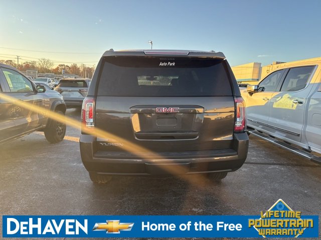 2019 Gmc Yukon SLE photo 3