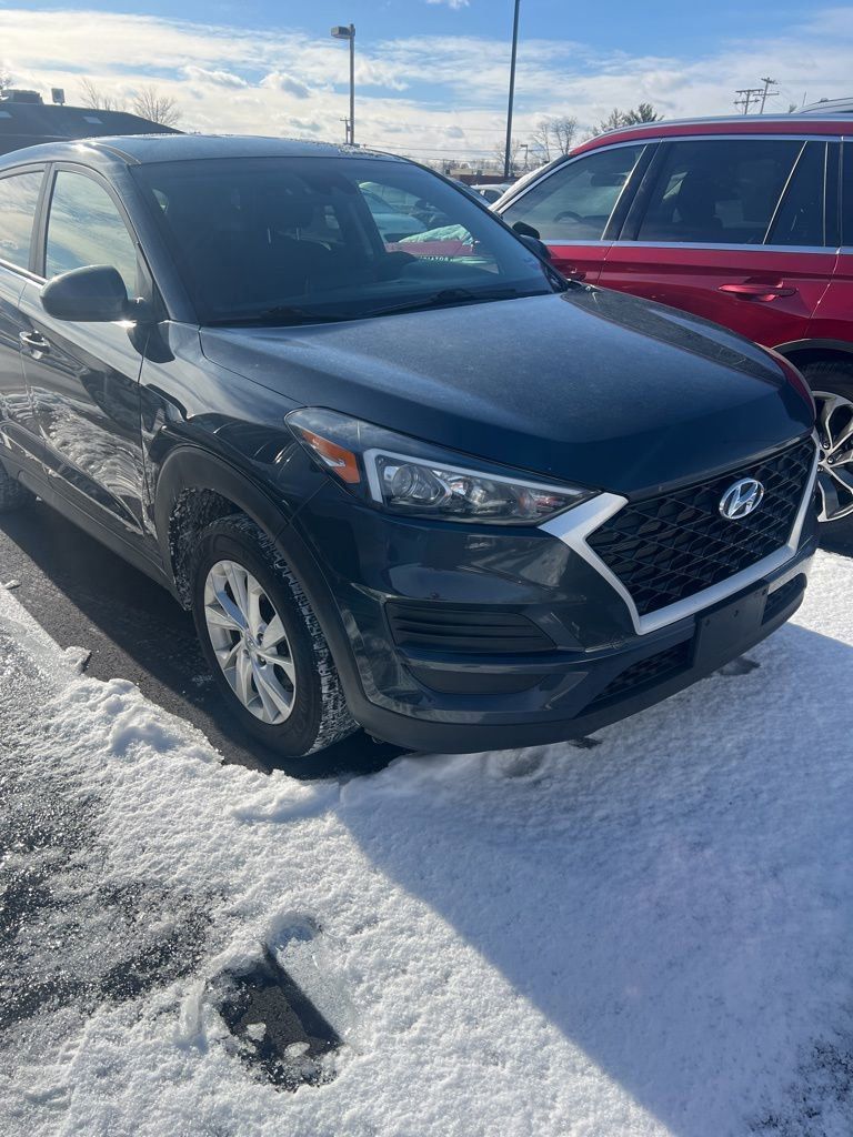 2019 Hyundai Tucson SE's photo