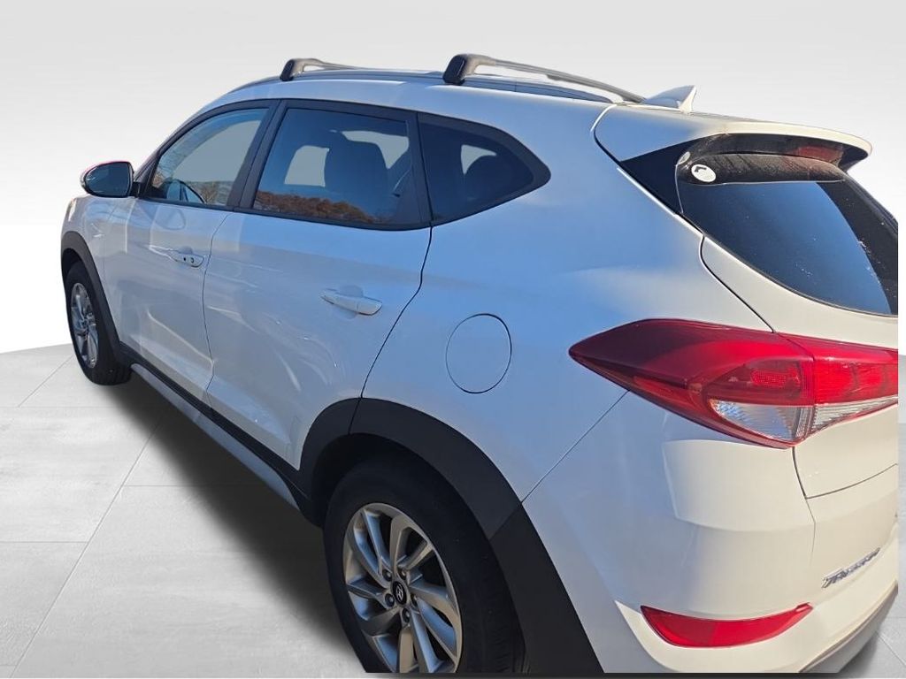 2018 Hyundai Tucson SEL Plus photo 4