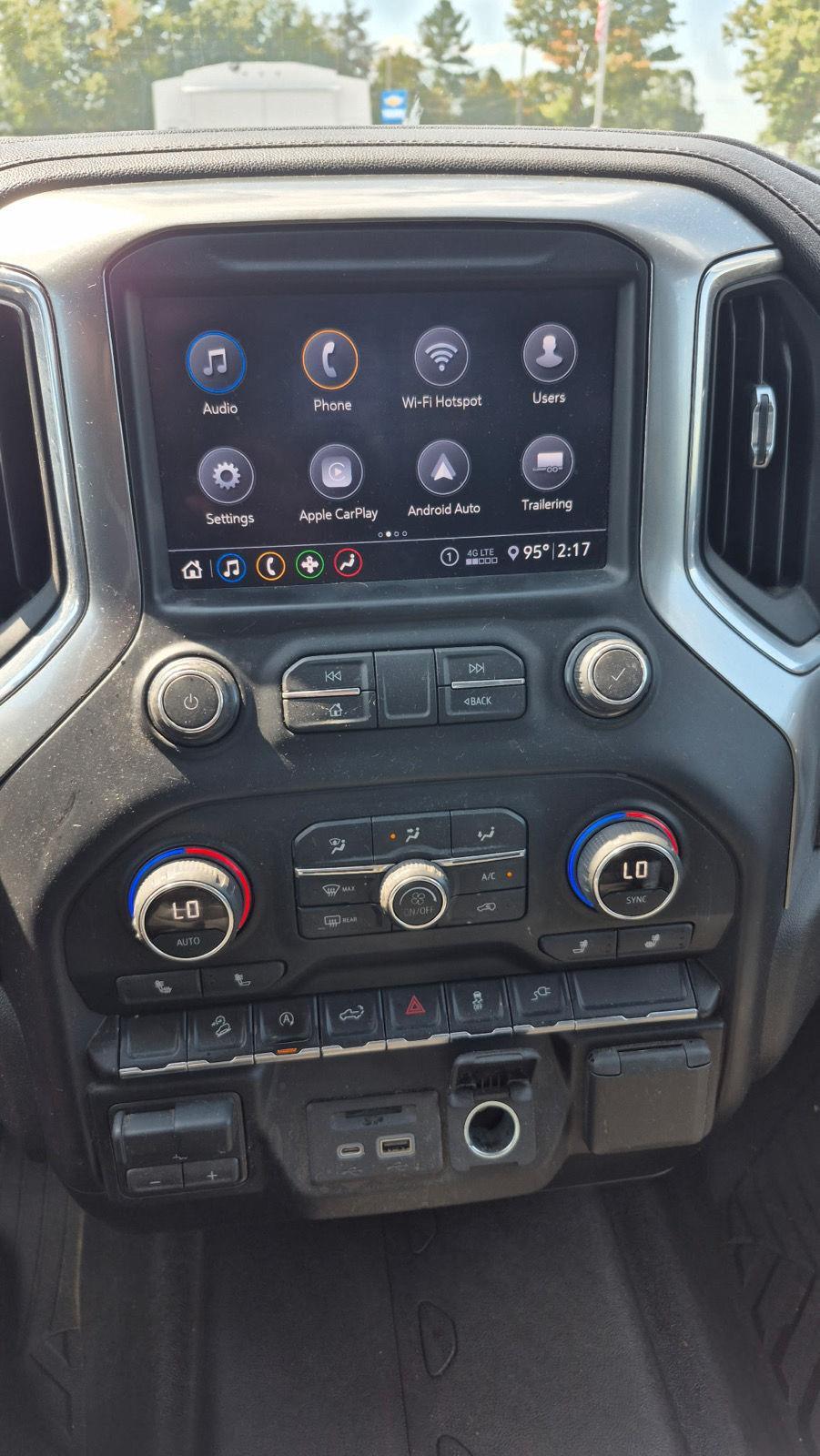 2020 Chevrolet Silverado 1500 LT photo 12