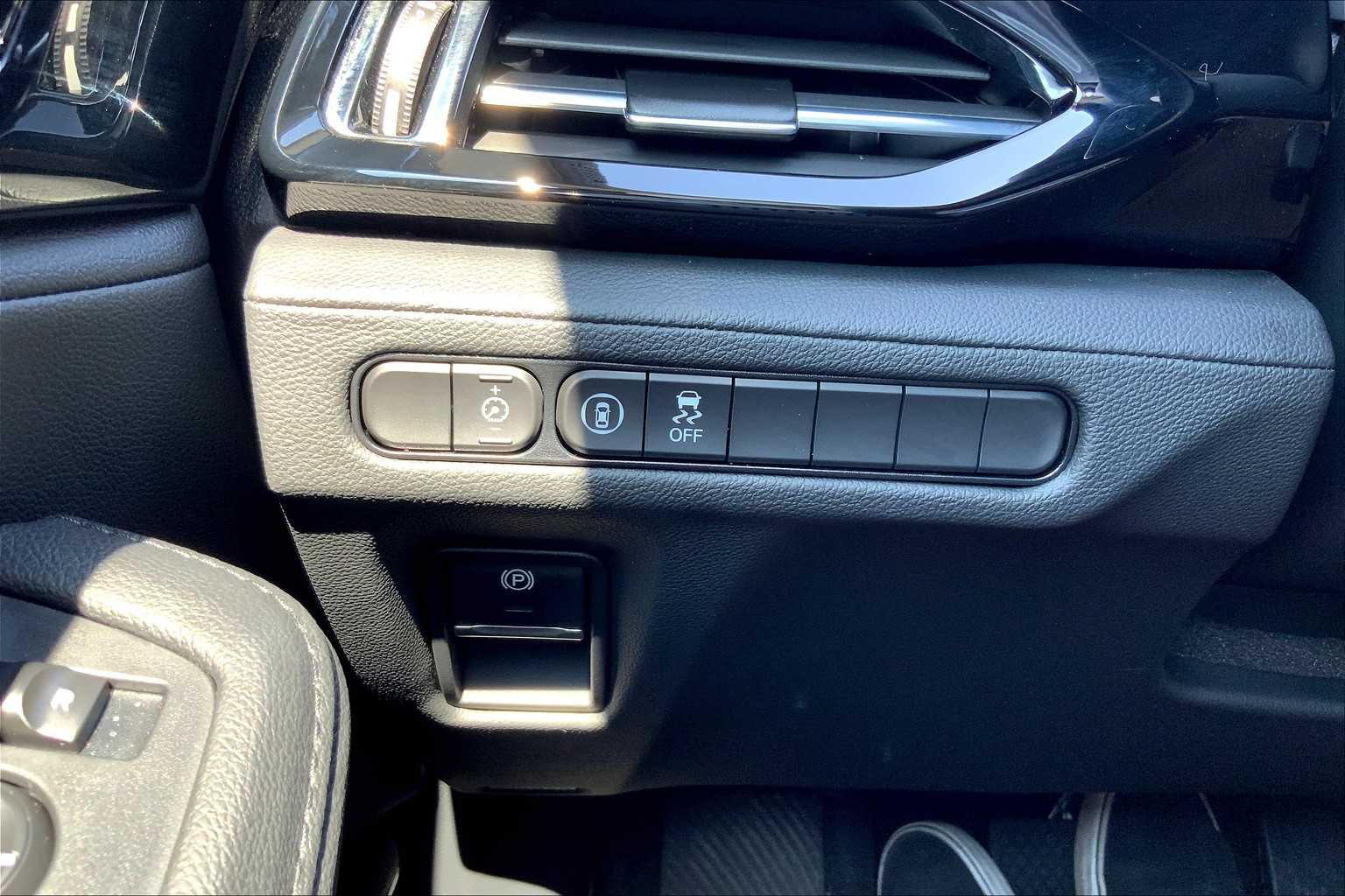 2025 Acura MDX photo 32