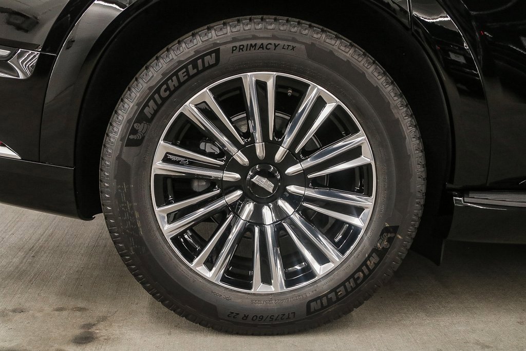 2026 Cadillac Escalade IQ Luxury photo 4