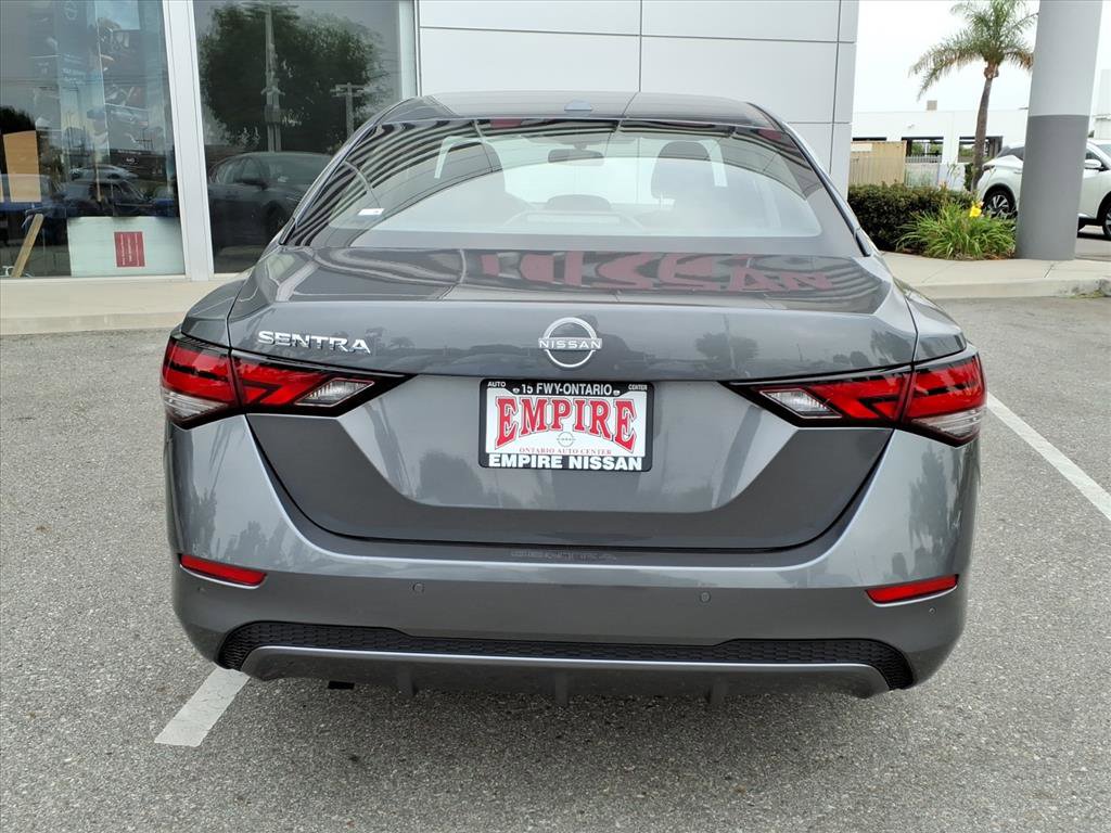 2025 Nissan Sentra SV photo 2