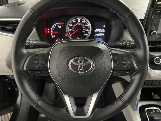 2022 Toyota Corolla Cross LE photo 24