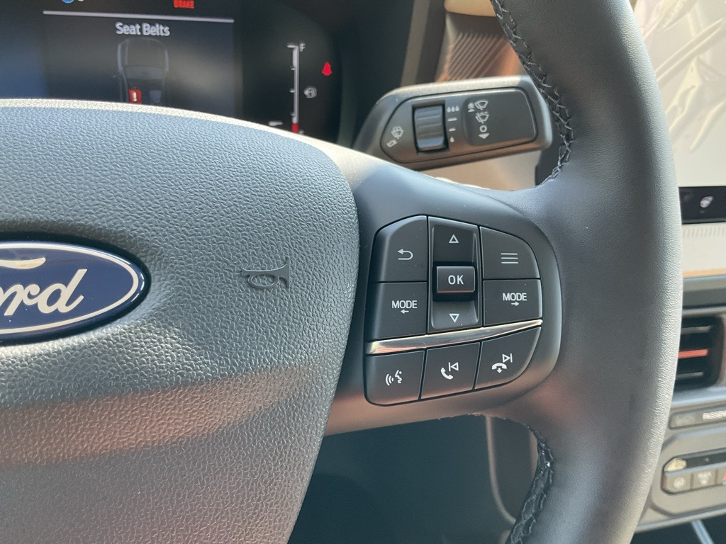 2025 Ford Maverick Lariat photo 5