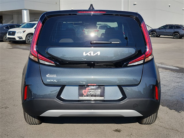 2025 Kia Soul LX photo 3