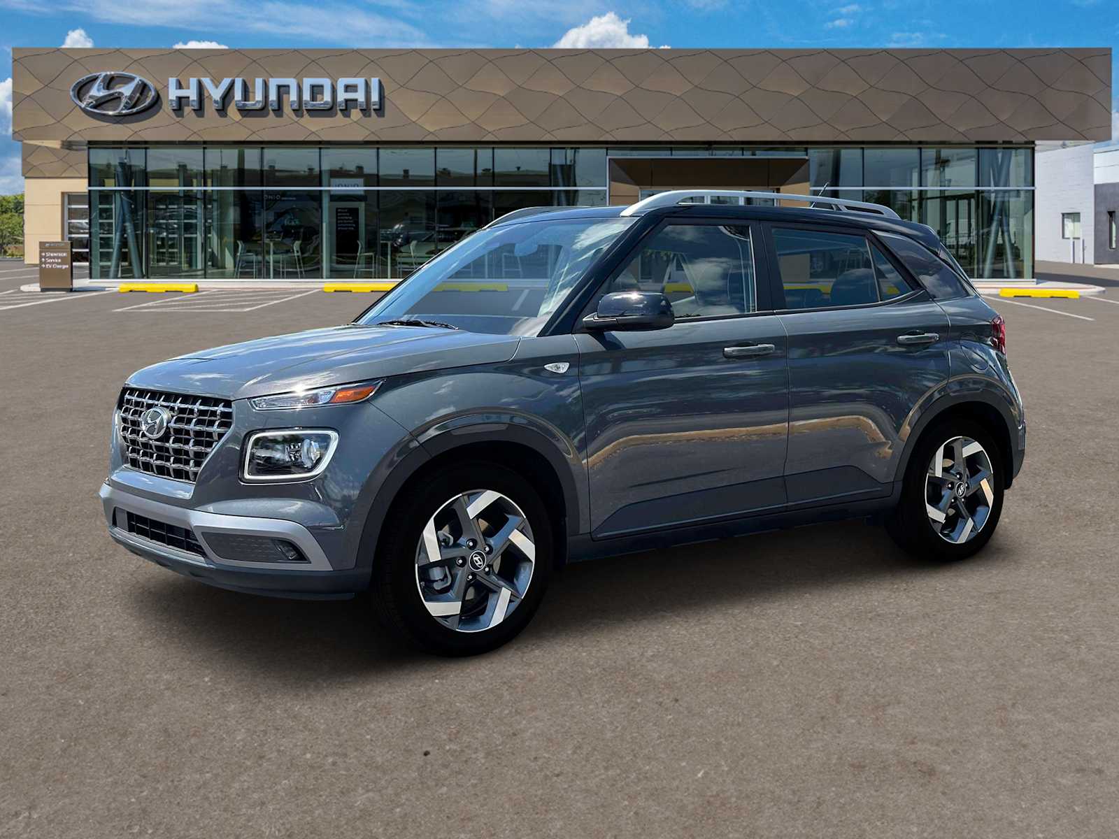 2025 Hyundai Venue Limited photo 2