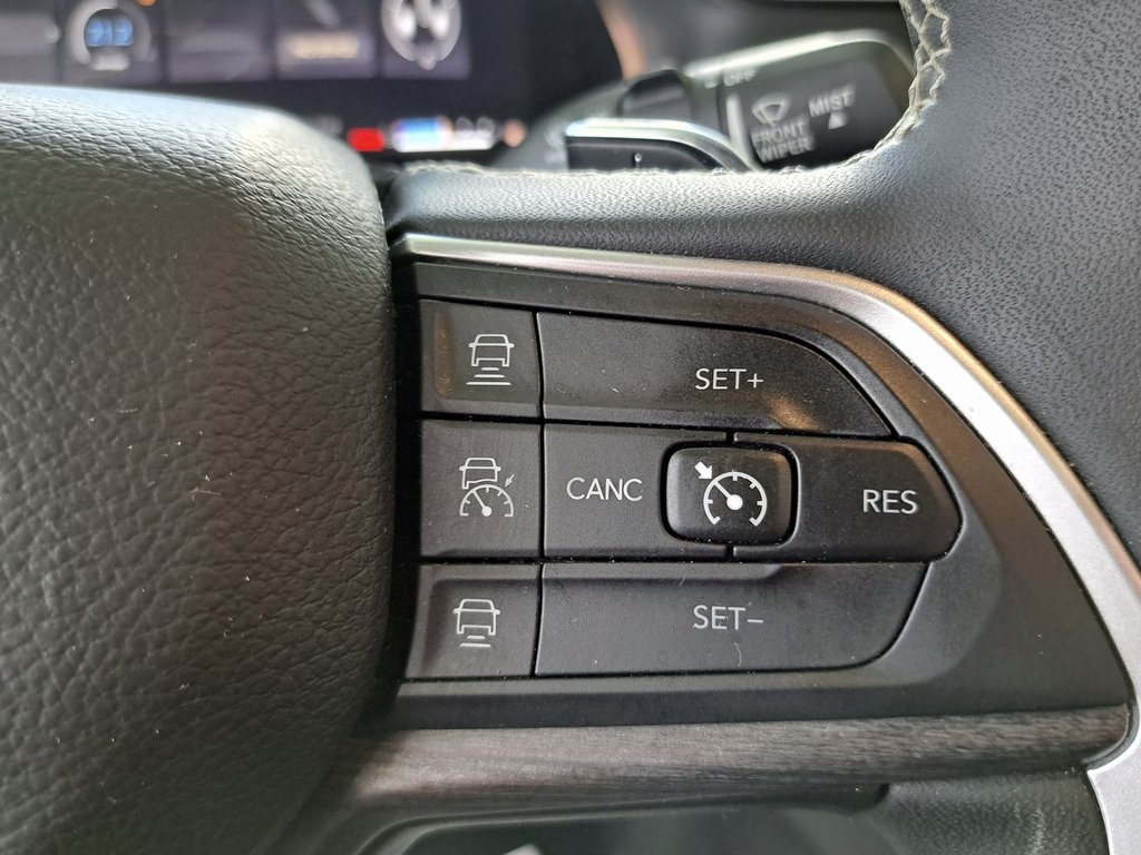 2023 Jeep Grand Cherokee Limited photo 12