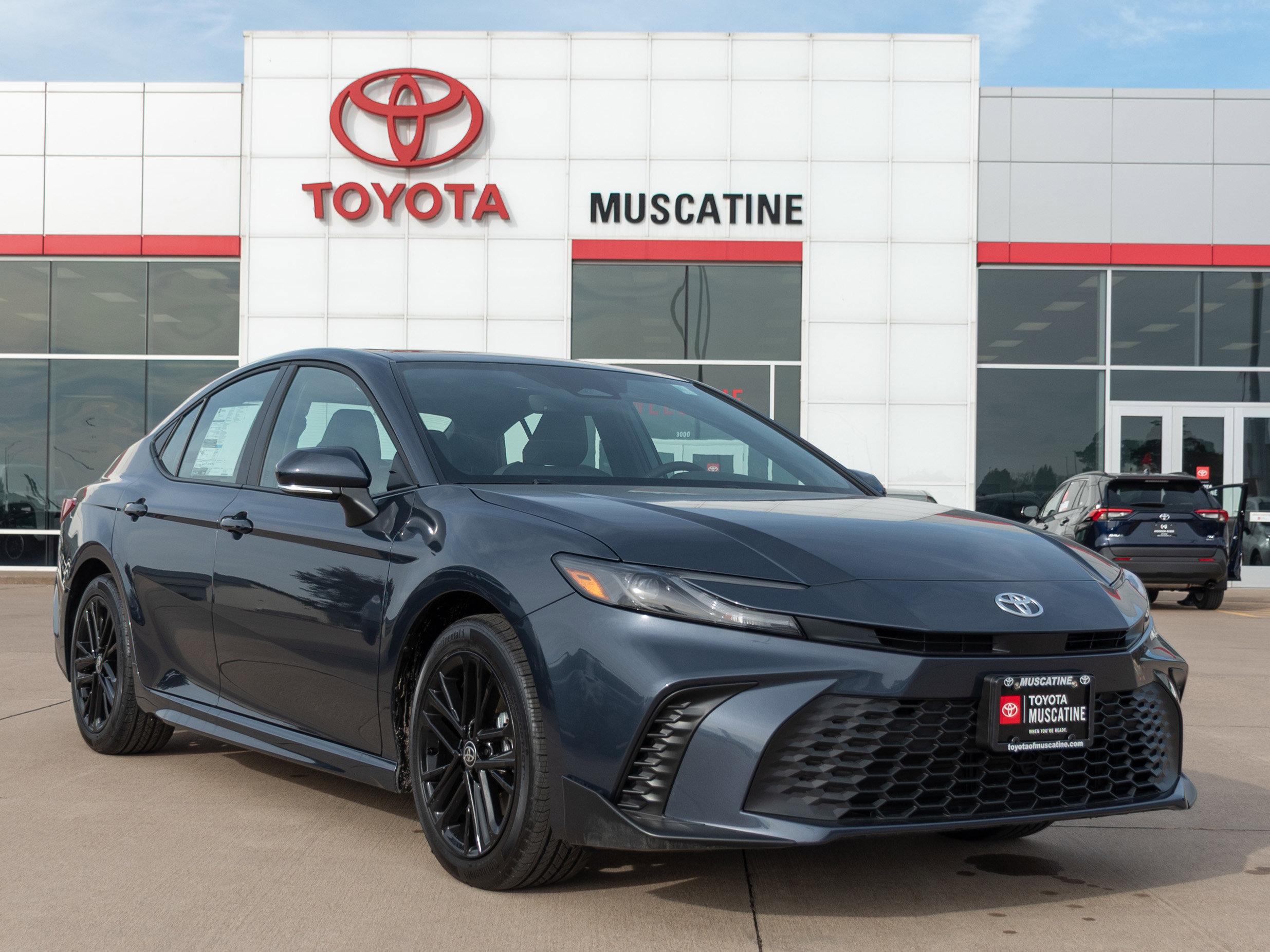 2026 Toyota Camry SE's photo