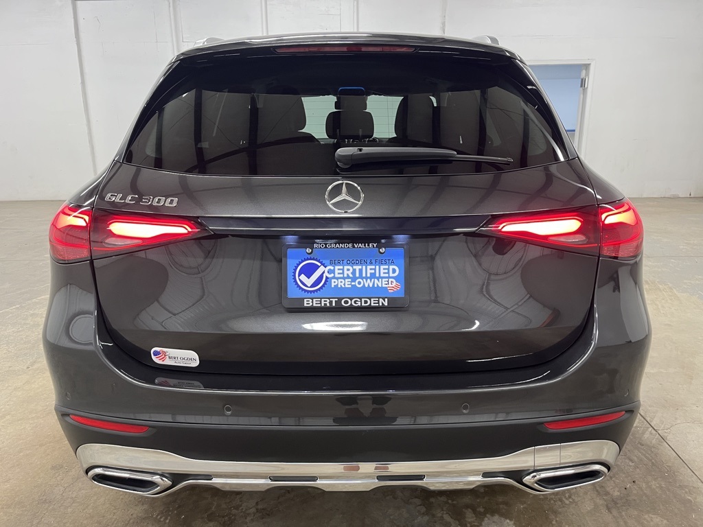 2024 Mercedes Benz GLC 300 photo 6