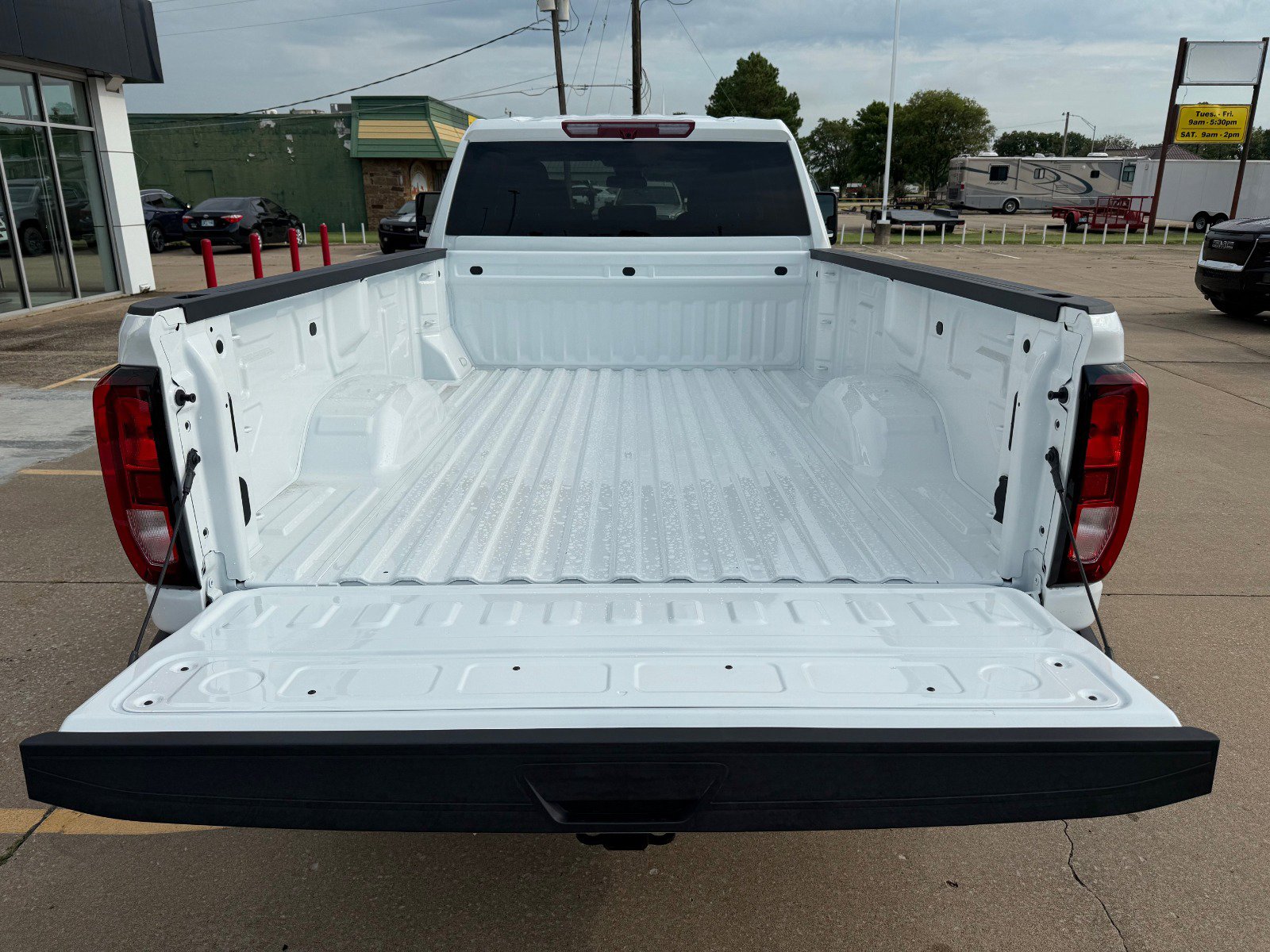 2025 Gmc Sierra 2500 HD Pro photo 4
