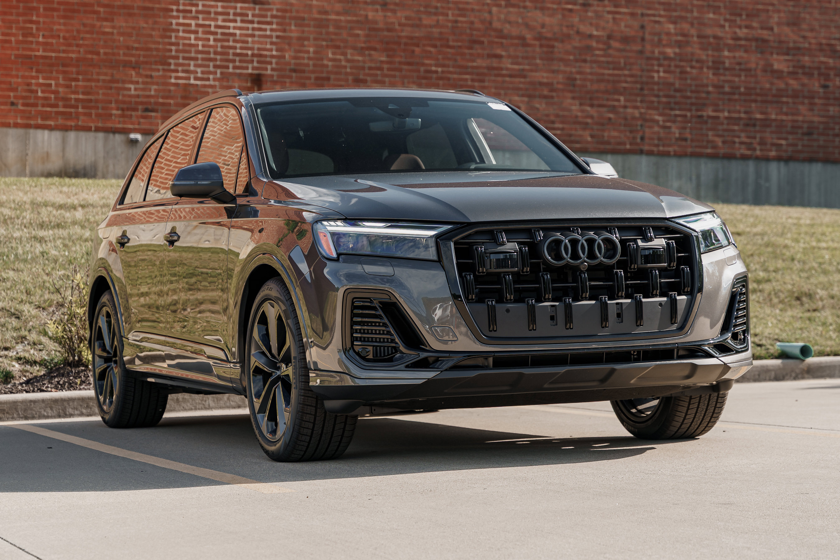 New 2025 SAMURAI GRAY Audi Premium Plus image 1