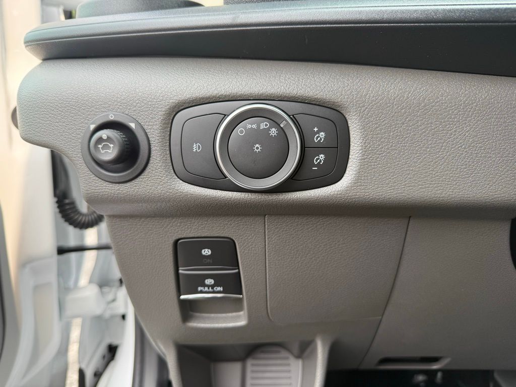 2025 Ford Transit Cargo Van photo 9