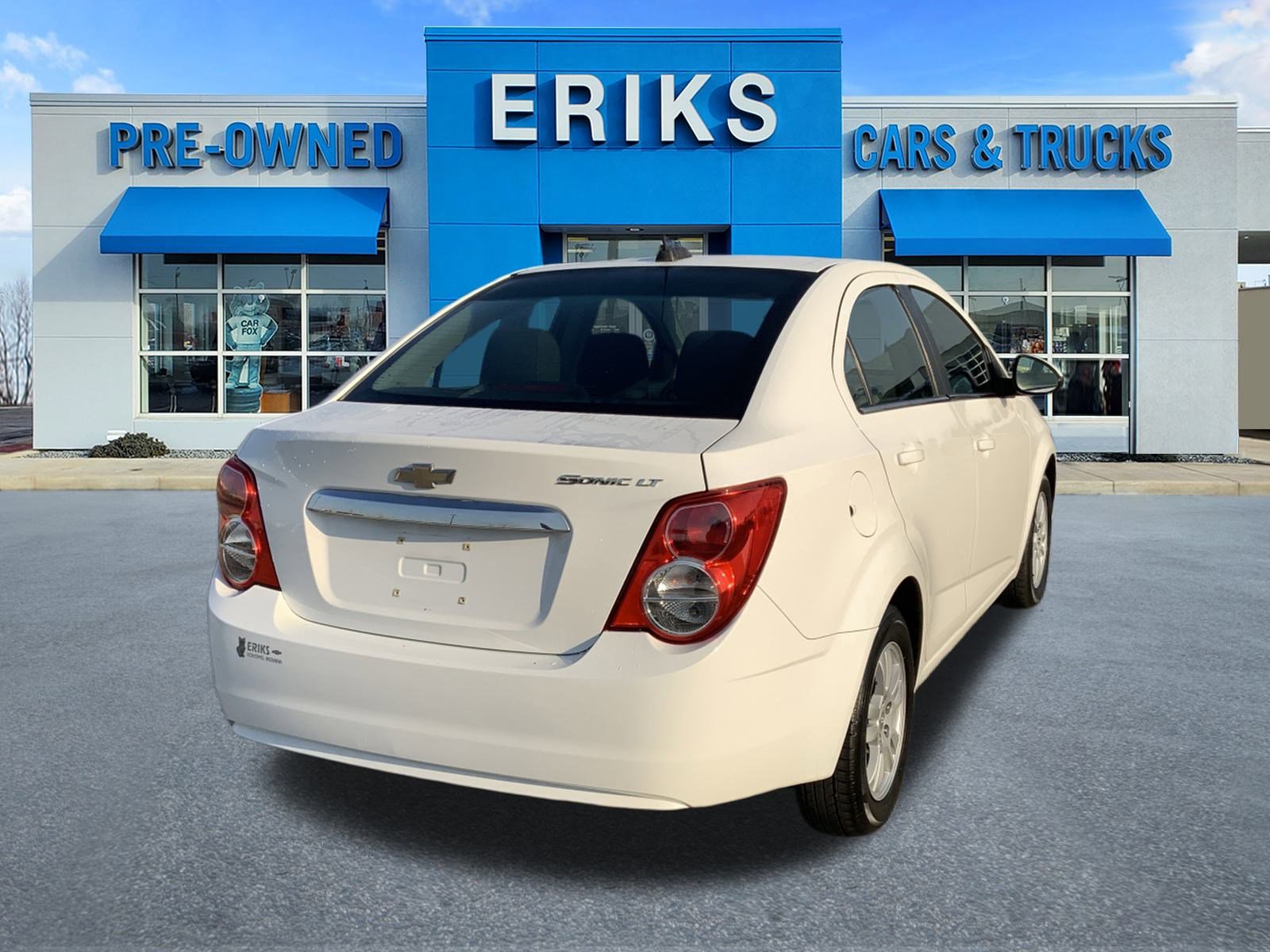 2015 Chevrolet Sonic LT photo 6