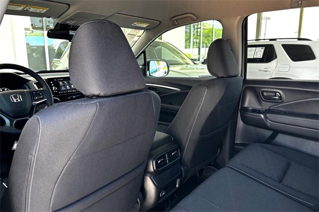 2025 Honda Ridgeline Sport photo 18