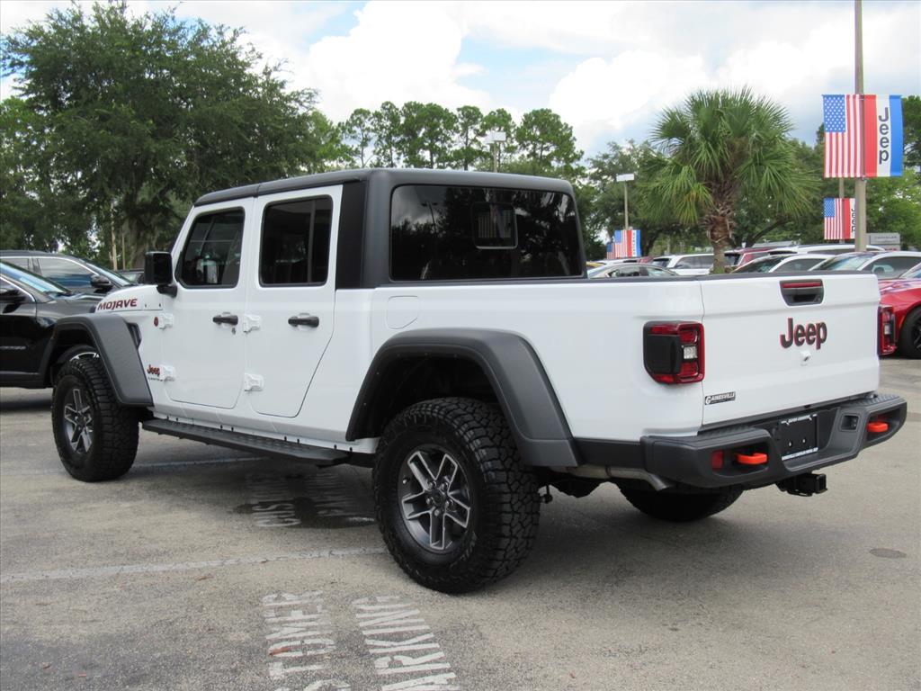 2024 Jeep Gladiator Mojave photo 4