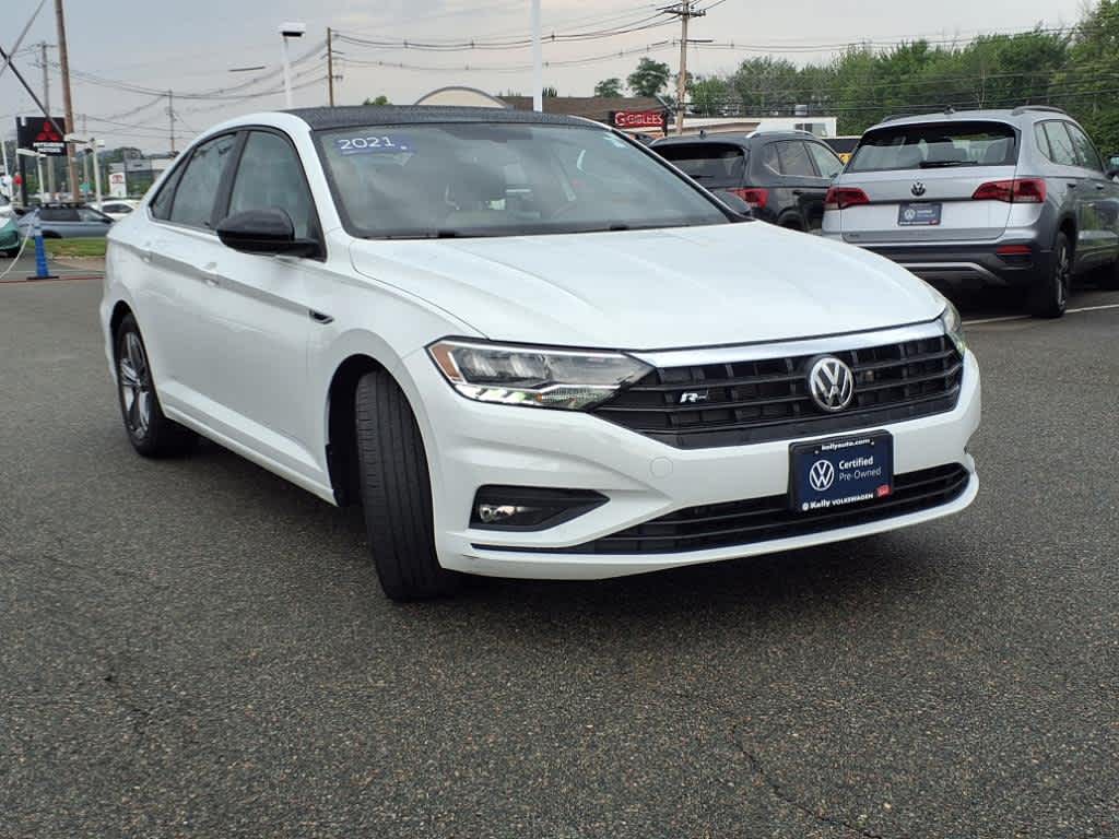 2021 Volkswagen Jetta SE R-Line photo 3