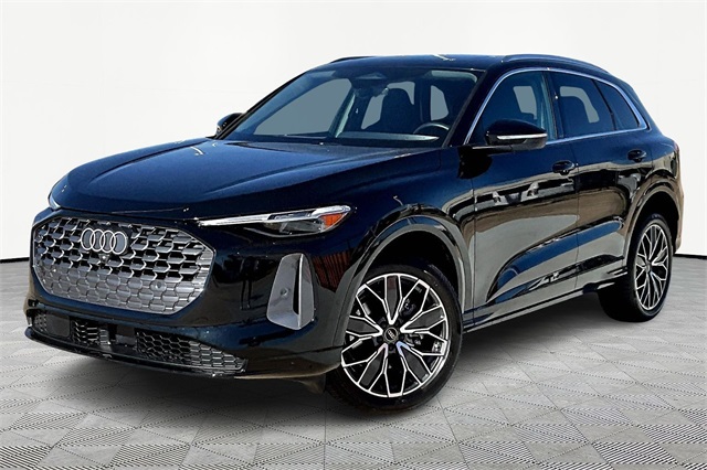 2025 Audi New Q5 Premium Plus's photo