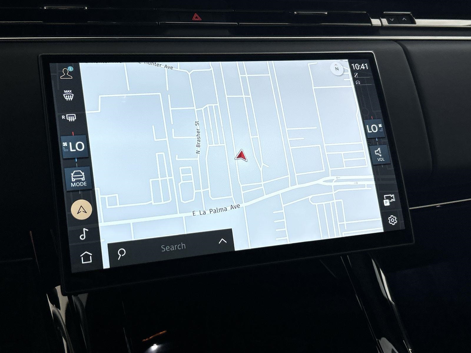 2025 Land Rover Range Rover Sport SE photo 13