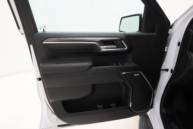 2024 Chevrolet Silverado 1500 LTZ photo 8