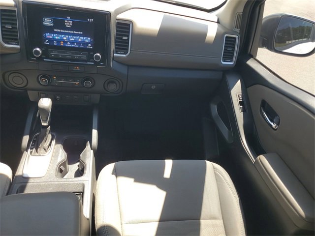 2022 Nissan Frontier SV photo 26