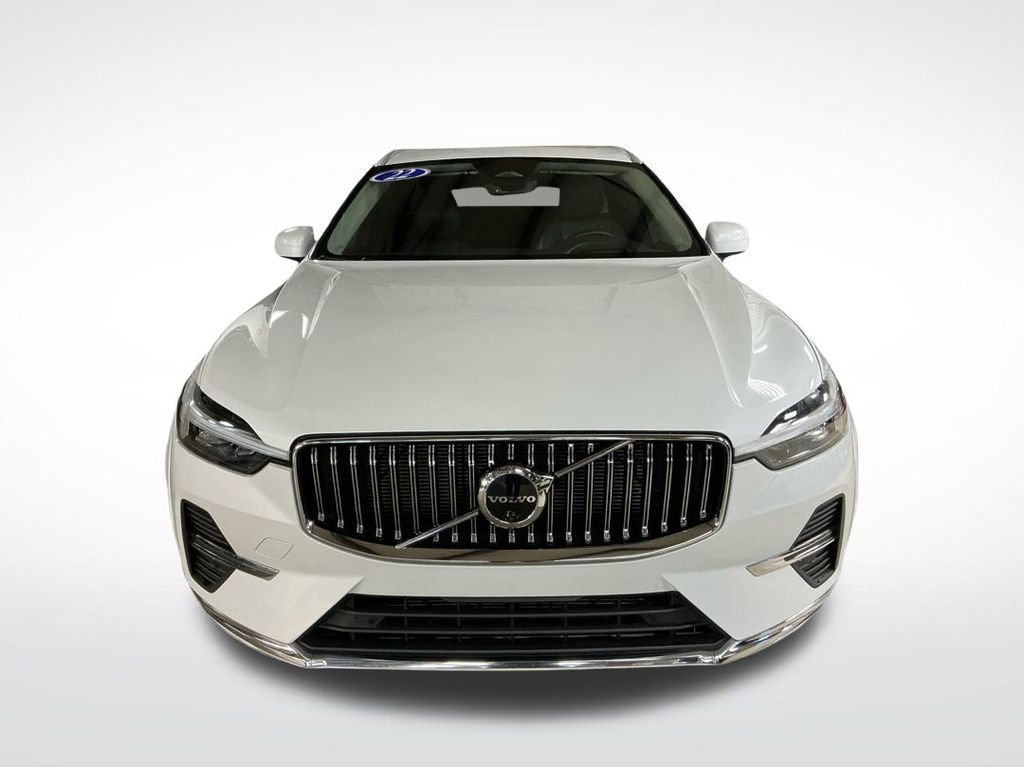 2022 Volvo XC60 Inscription photo 2