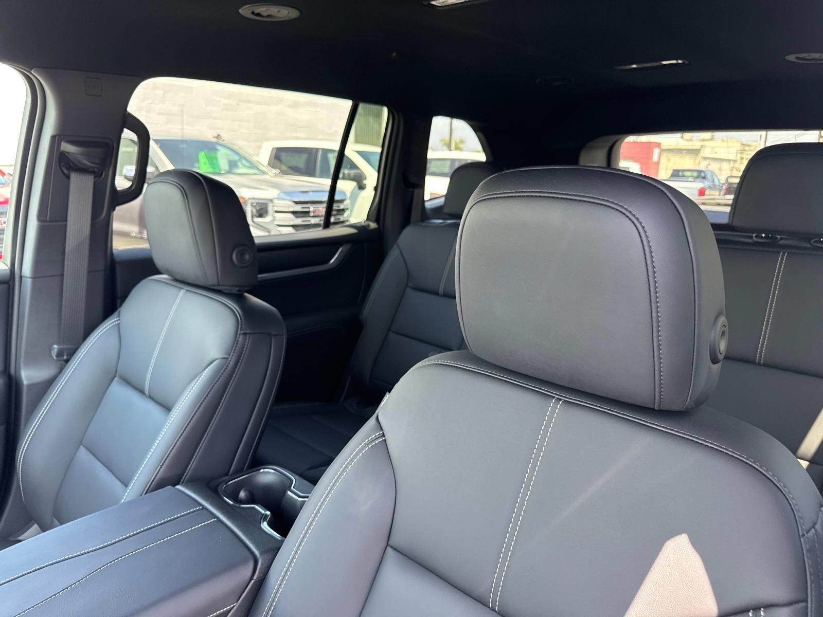 2025 Gmc Acadia Elevation photo 19