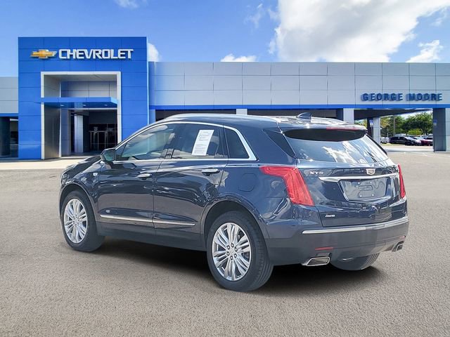 2018 Cadillac XT5 Premium Luxury photo 2