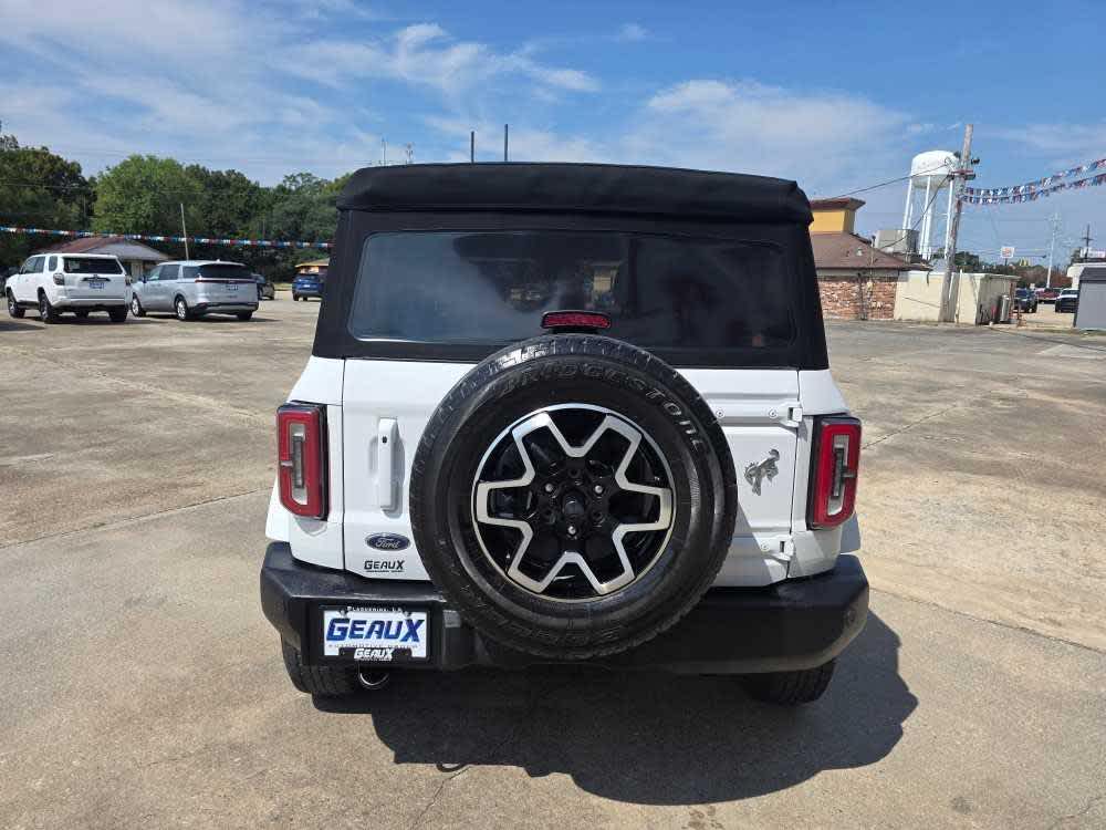 2022 Ford Bronco Outer Banks photo 4