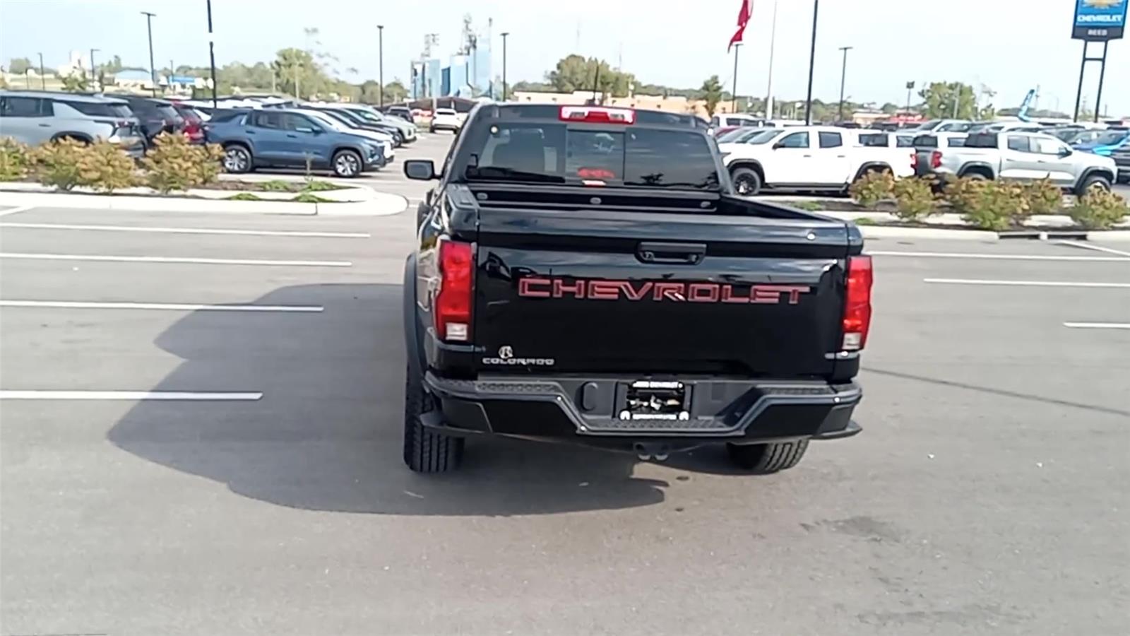 2024 Chevrolet Colorado Trail Boss photo 6
