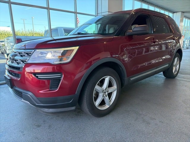 2018 Ford Explorer XLT photo 2