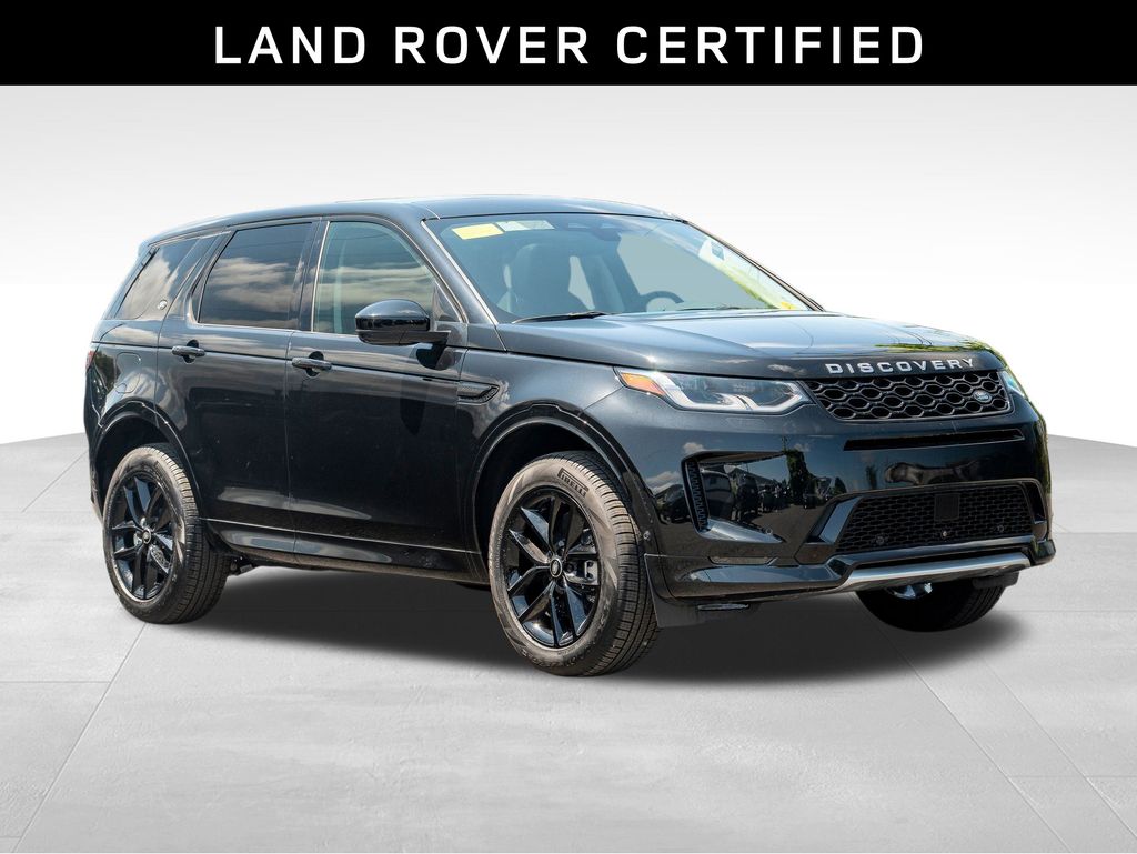 2024 Land Rover Discovery Sport S photo 3