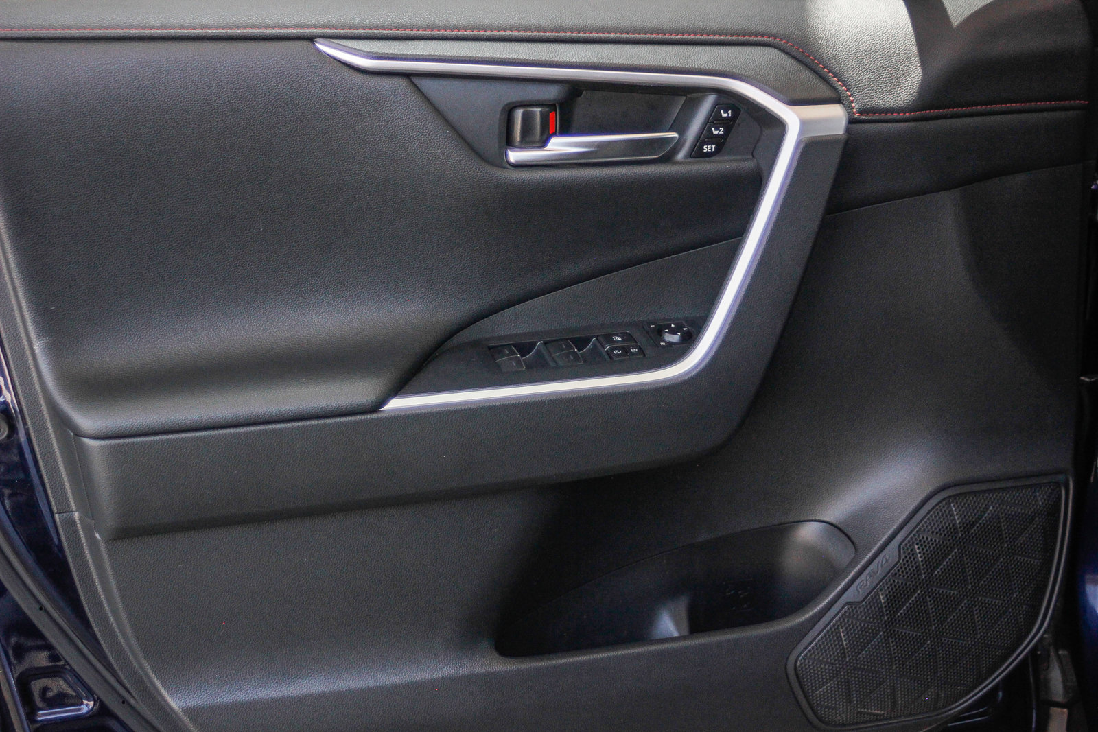 2021 Toyota RAV4 Prime XSE photo 22