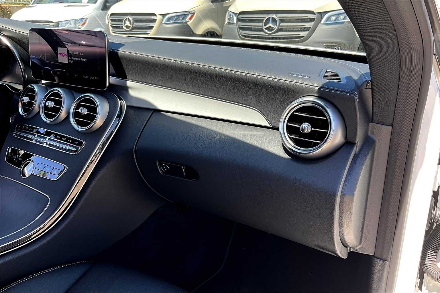 2023 Mercedes Benz C 300 AMG photo 18