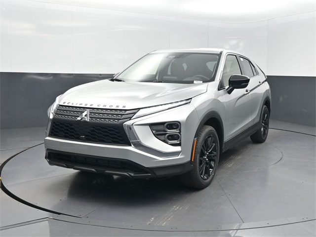2026 Mitsubishi Eclipse Cross LE's photo
