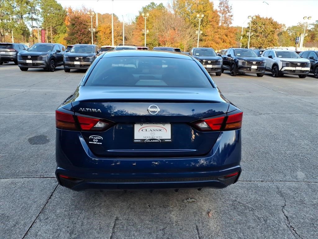 2022 Nissan Altima 2.5 S photo 4