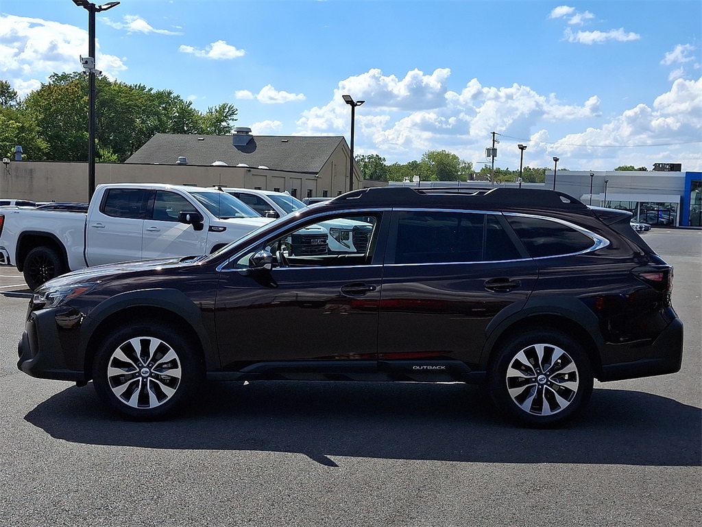 2023 Subaru Outback Limited photo 3